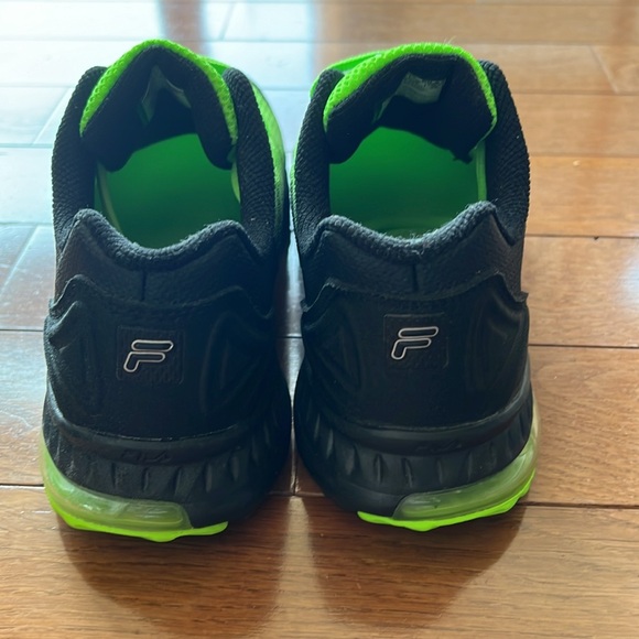 💚FILA ACUMEN VIZ 2 MENS SHOE-NWOT-NEON GREEN/BLACK-7💚 - Picture 8 of 10